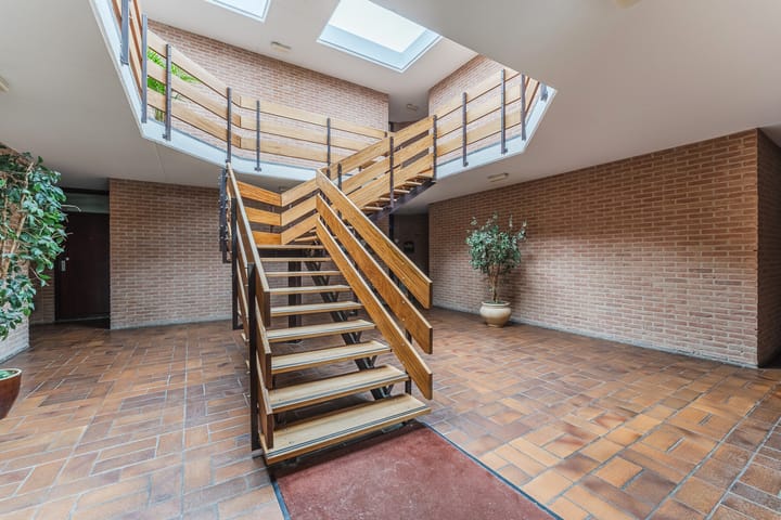 Foto 8 van G van Damstraat 29