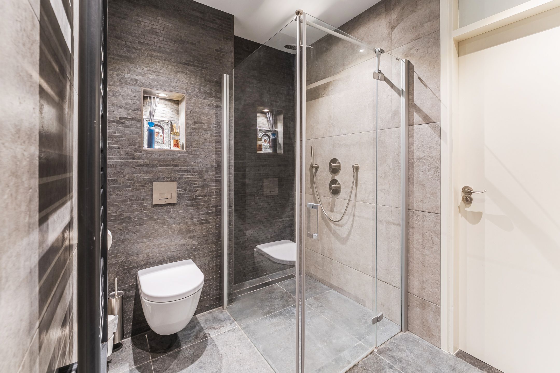 Foto 21 van G van Damstraat 29