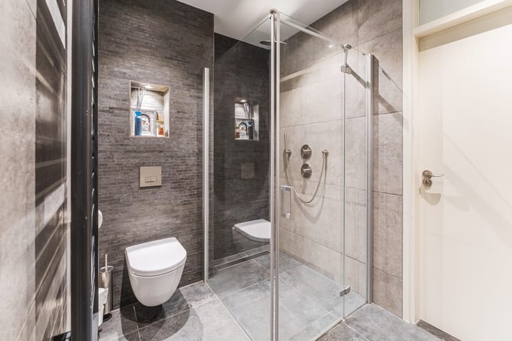 Foto 21 van G van Damstraat 29