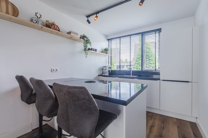 Foto 2 van Jan Steenlaan 31