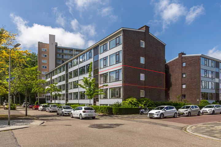 Foto 2 van Van Almondestraat 68