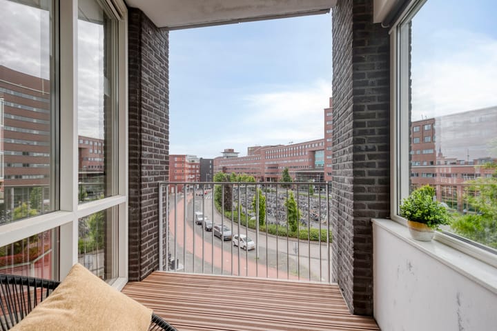 Foto 19 van Piet Mondriaanplein 143