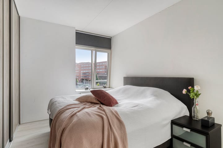 Foto 23 van Piet Mondriaanplein 143