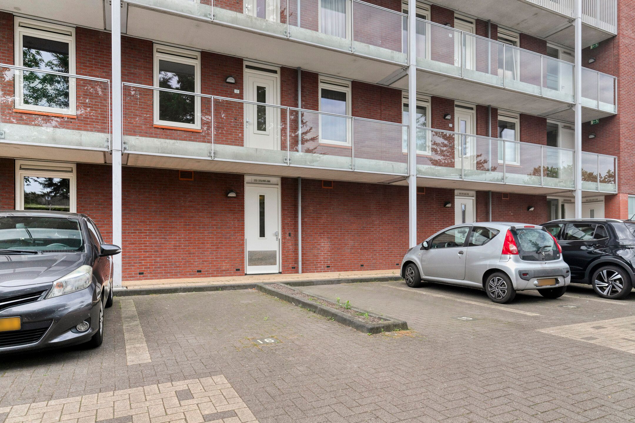 Foto 27 van Piet Mondriaanplein 143