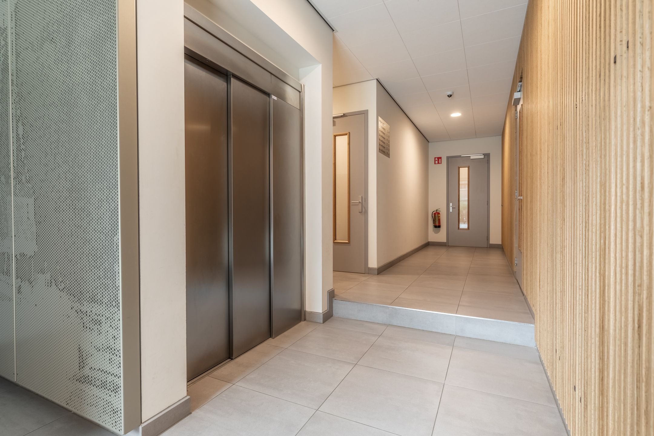 Foto 21 van Nieuwevaartweg 9