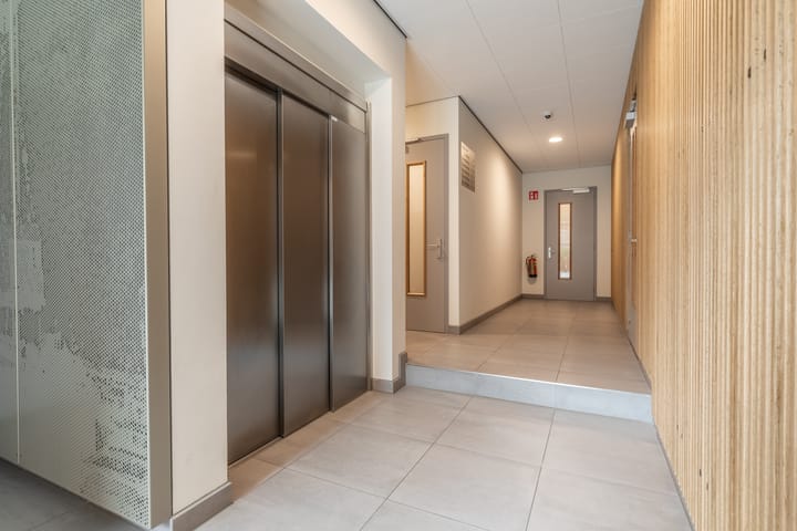 Foto 21 van Nieuwevaartweg 9