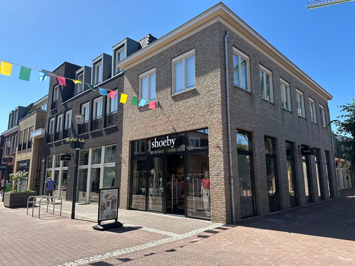 View photo 2 of Zijdstraat 34