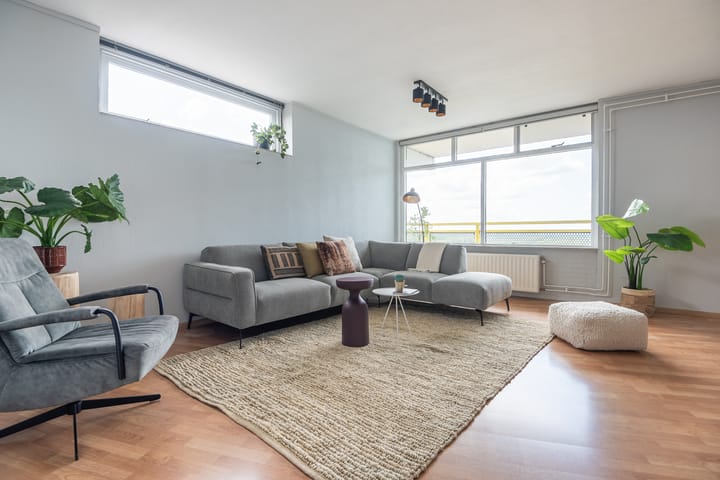 Foto 1 van Dokter van Stratenweg 837