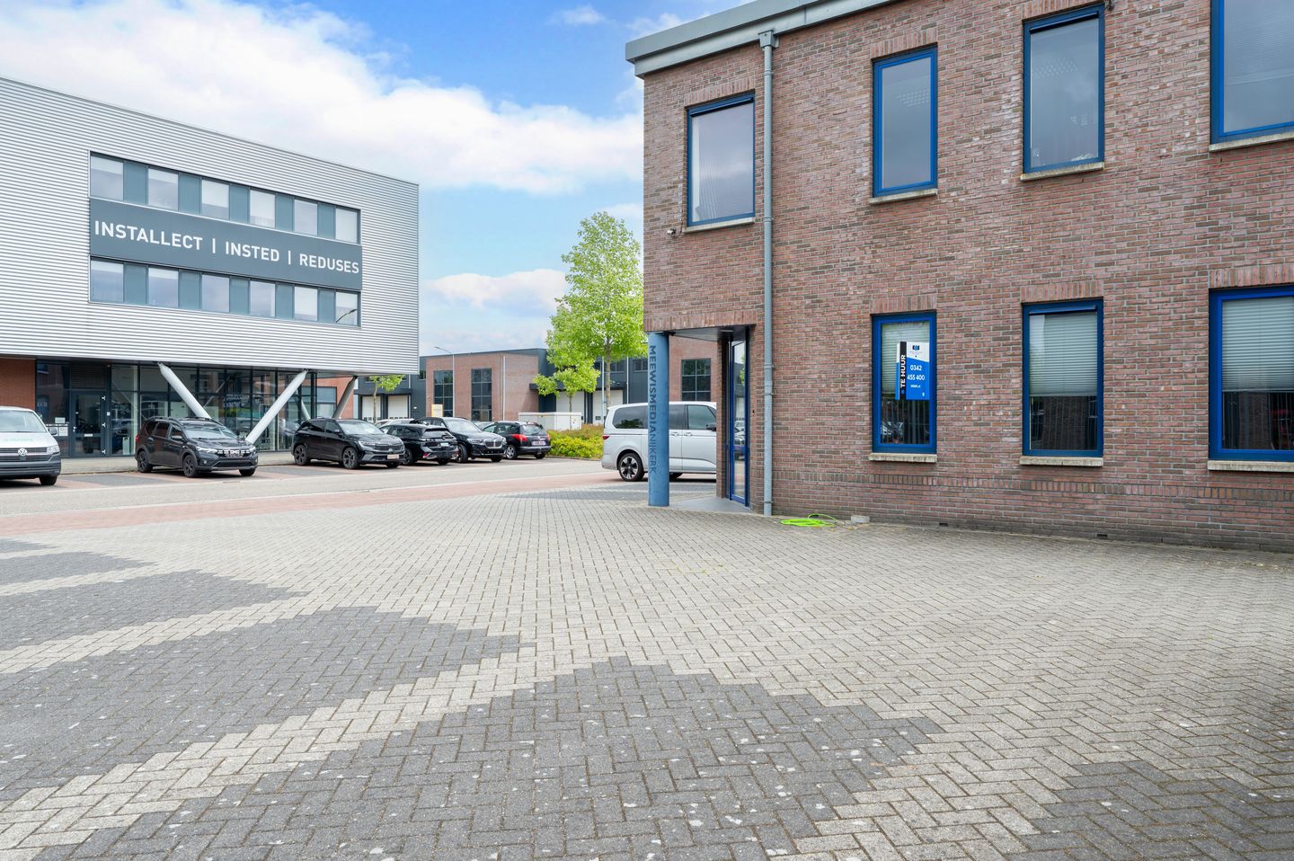 Bekijk foto 2 van Ampèrestraat 16-a