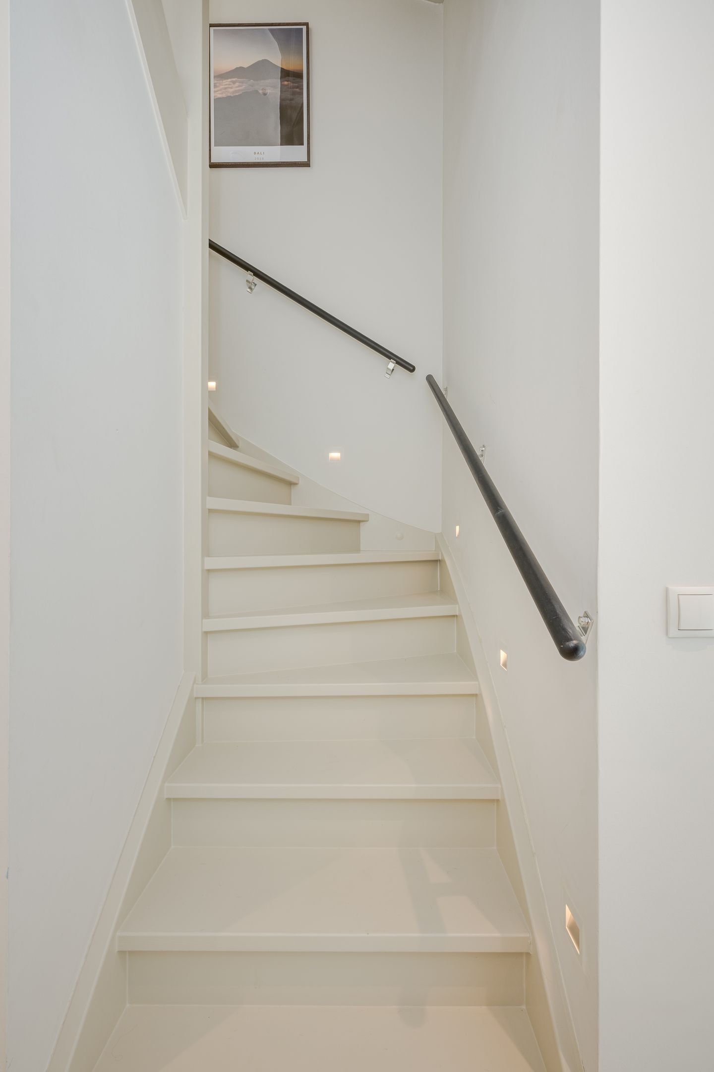 Photo 29 of Nelson Mandelapad 12