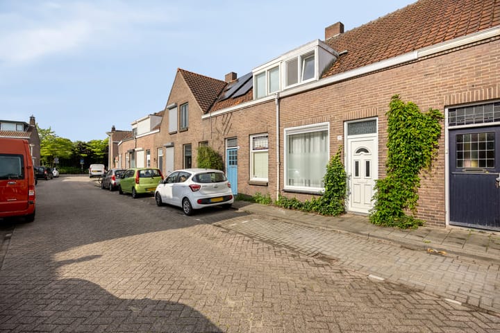 Foto 2 van Outshoornstraat 91