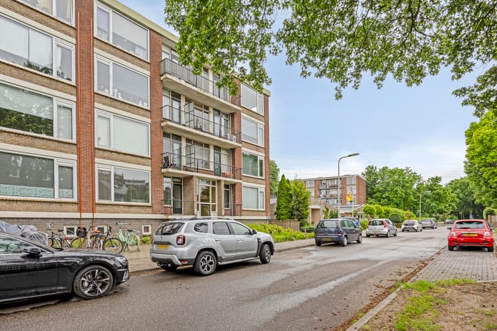 Foto 17 van Madoeralaan 36