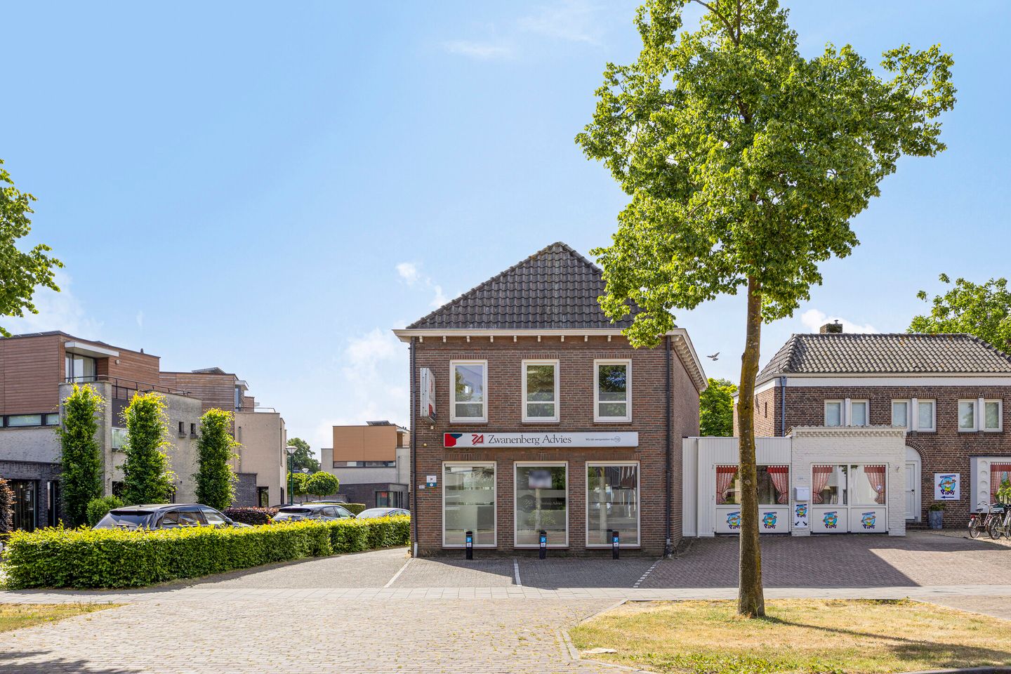 Bekijk foto 2 van 't Dorp 103