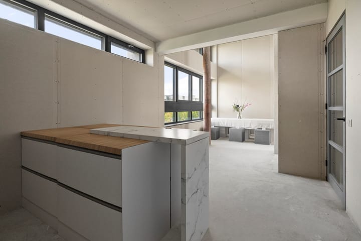 Foto 28 van Middenweg 172-B