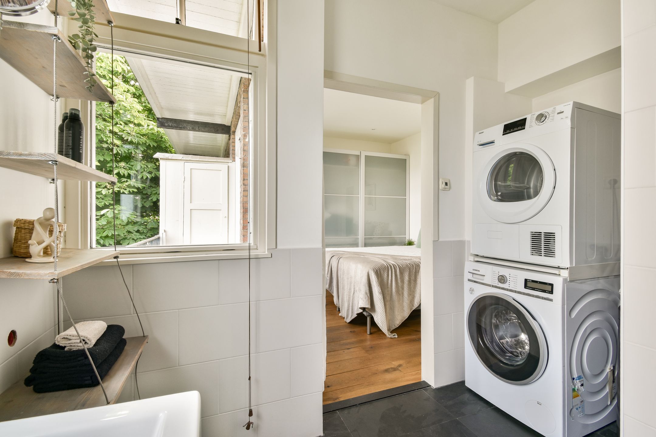 Foto 15 van Pijnackerstraat 16-3