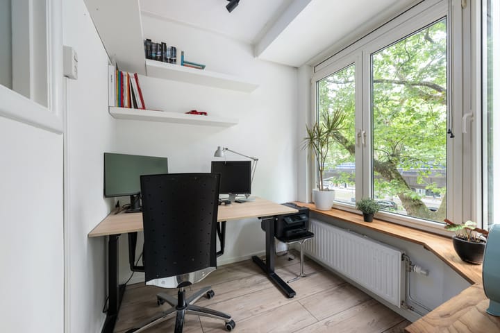 Photo 6 of Mijnsherenlaan 86-D