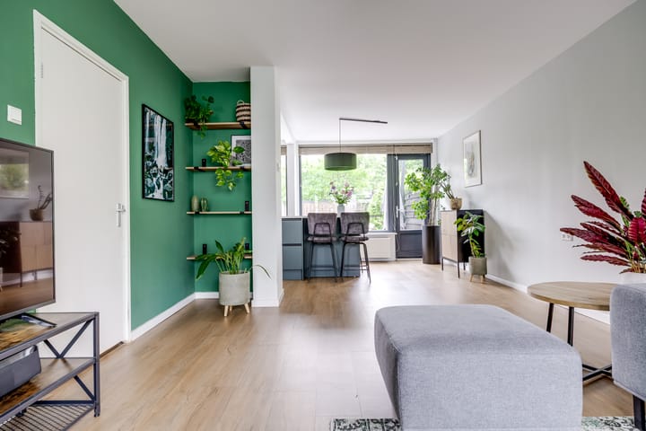 Foto 9 van Bernadottelaan 204