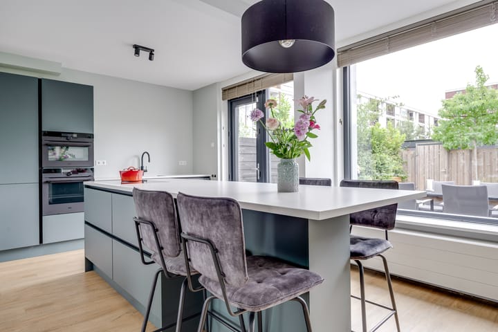 Foto 12 van Bernadottelaan 204