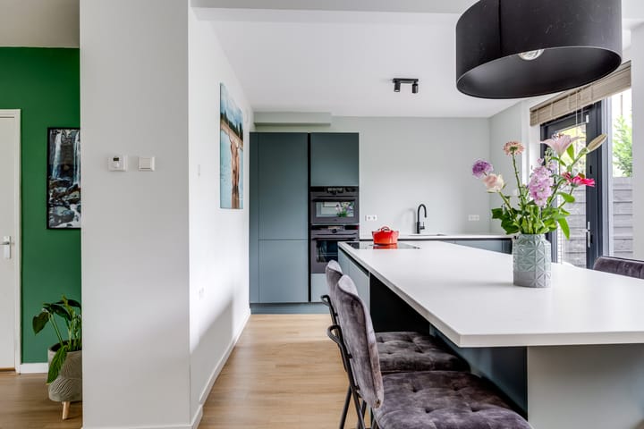 Foto 13 van Bernadottelaan 204