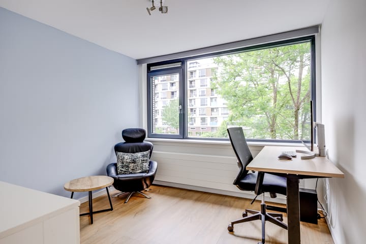 Foto 36 van Bernadottelaan 204