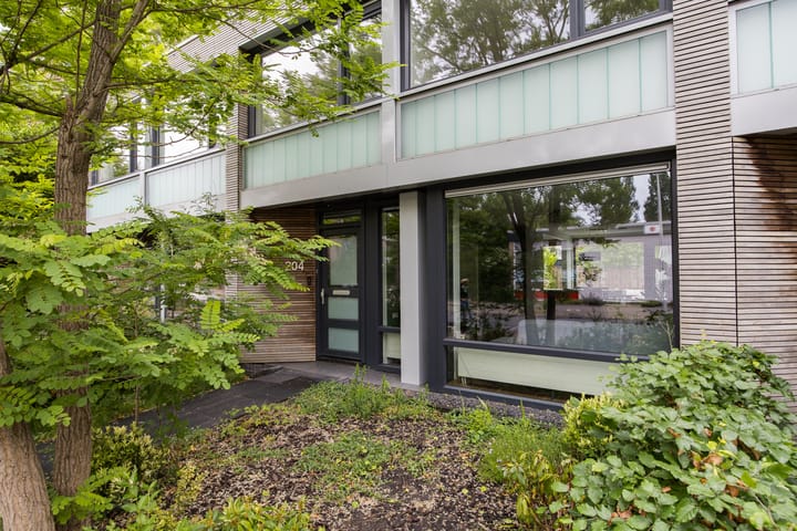 Foto 44 van Bernadottelaan 204