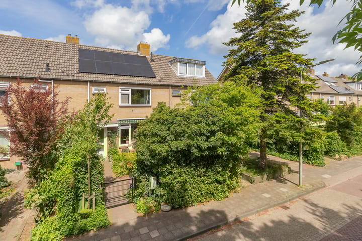 Foto 1 van de Ruyterlaan 35