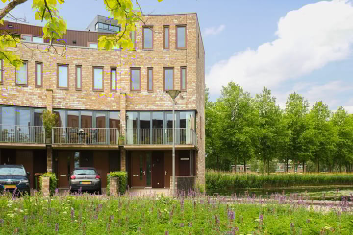 Photo 1 of Albert Schweitzerstraat 2