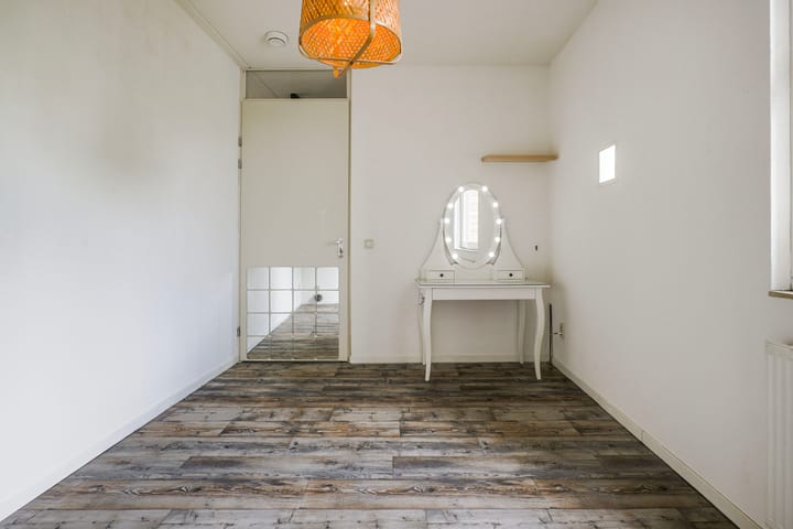 Photo 18 of Albert Schweitzerstraat 2