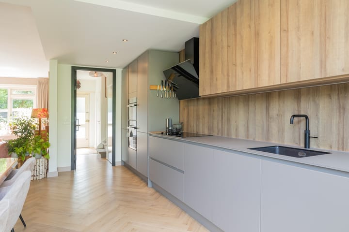 Foto 14 van de Ruyterlaan 35