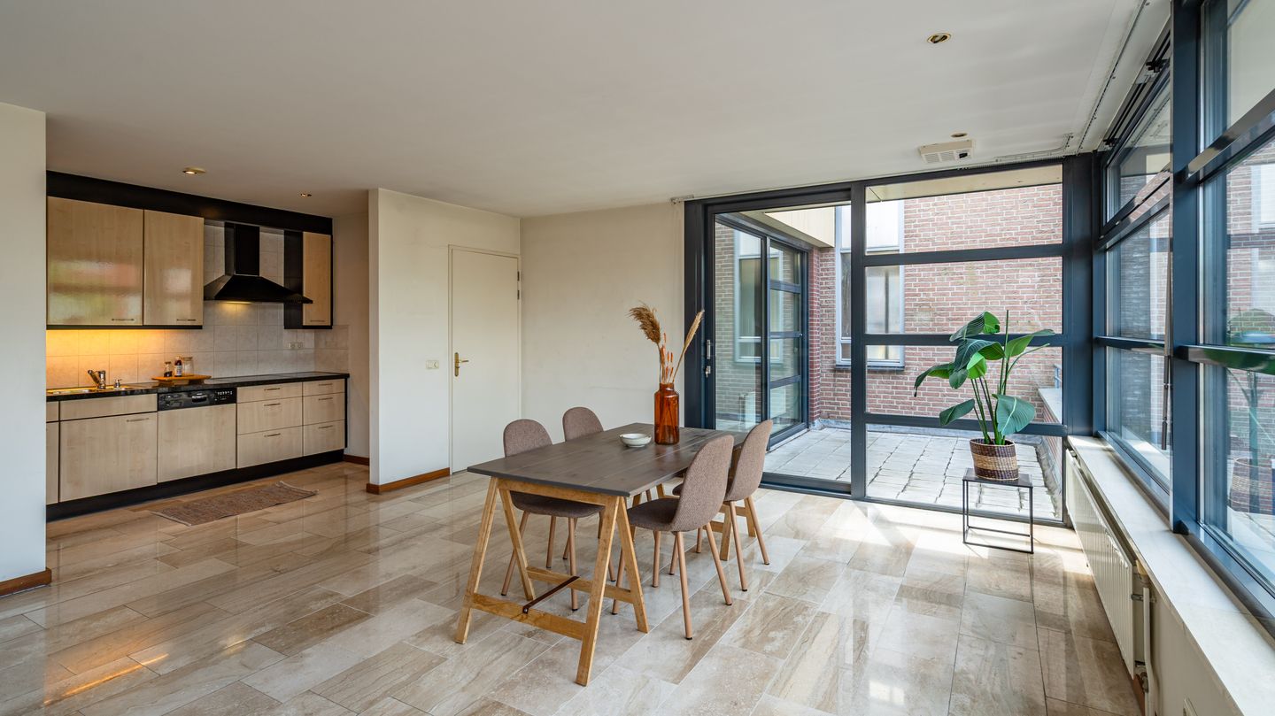 Foto 14 van De Gouden Leeuw 17