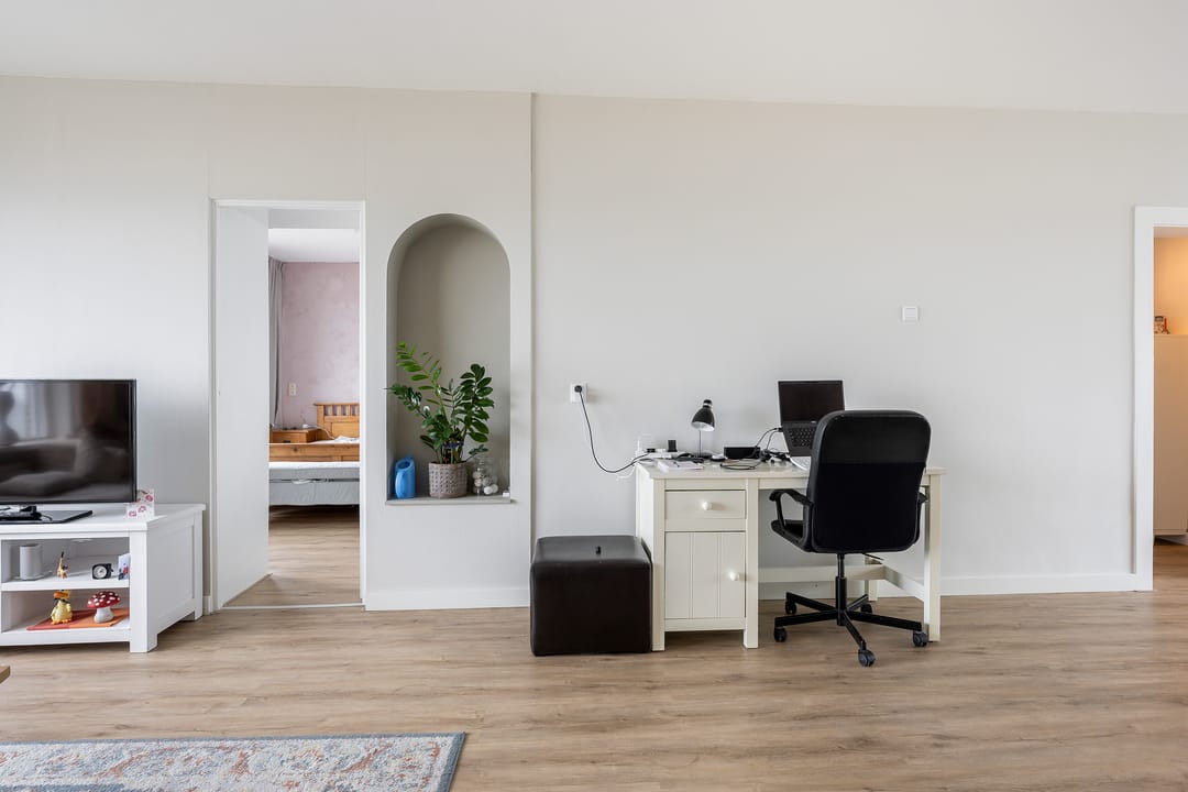 Photo 11 of Trompstraat 5-G