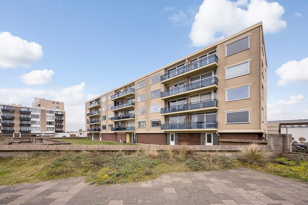 Photo 37 of Trompstraat 5-G