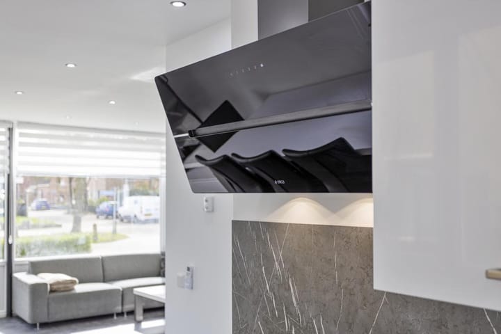 Photo 15 of Thijmstraat 1