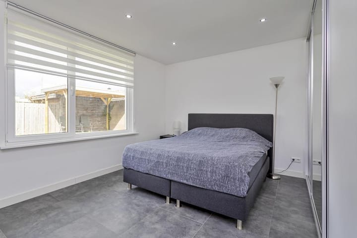 Photo 17 of Thijmstraat 1