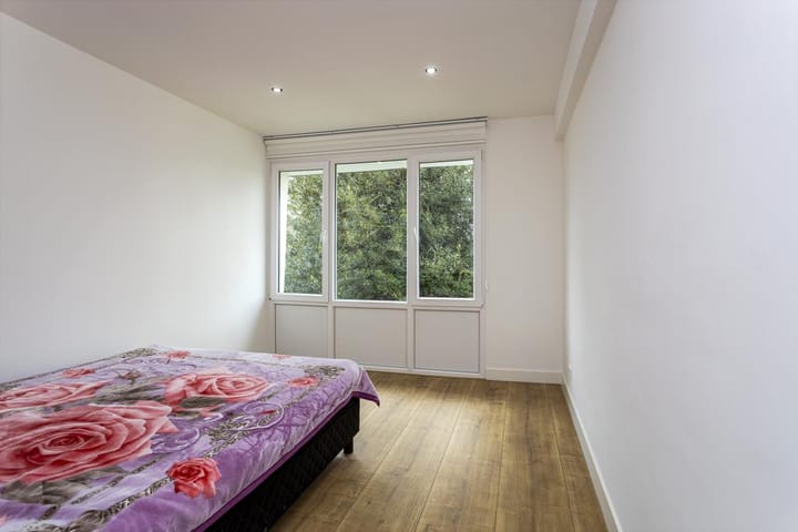 Photo 24 of Thijmstraat 1