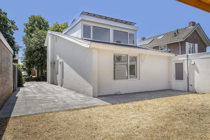 Photo 33 of Thijmstraat 1