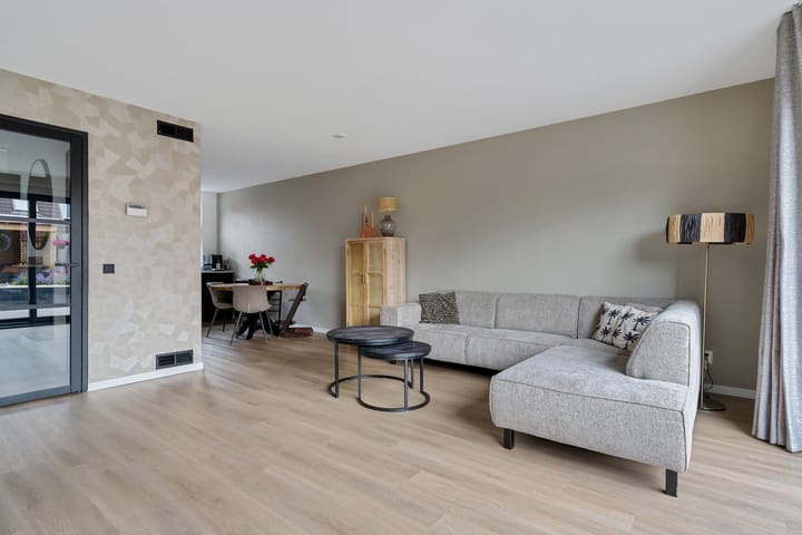 Photo 5 of Kuifmees 38