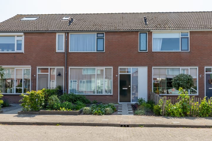 Foto 1 van De Plaastraat 3