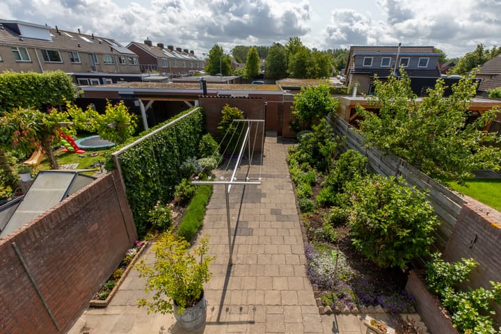 Foto 26 van De Plaastraat 3