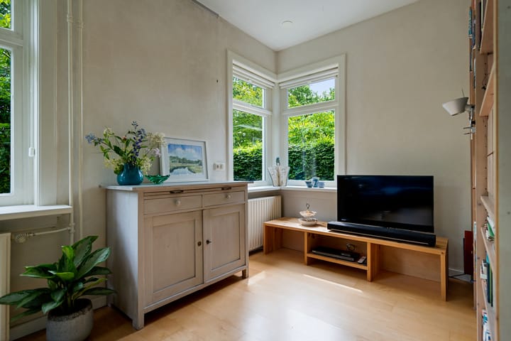 Photo 12 of Eikenlaan 3