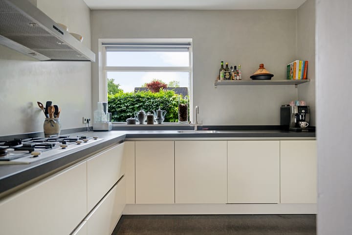 Photo 21 of Eikenlaan 3