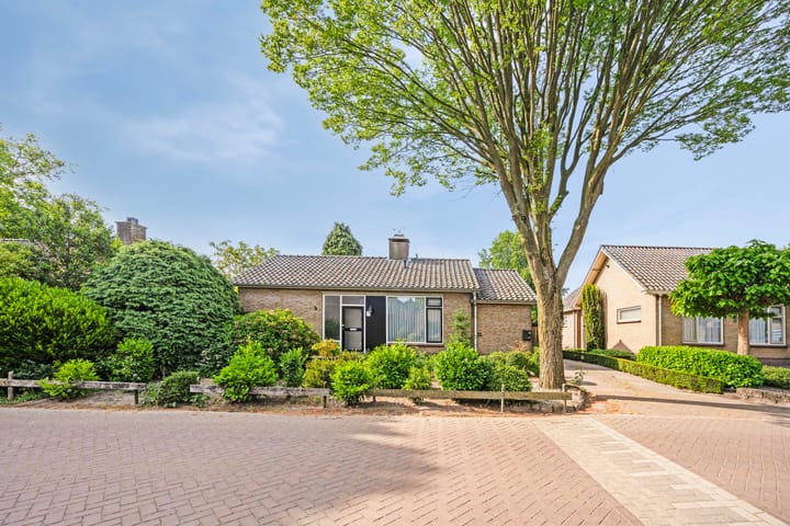 Foto 1 van Burgemeester Wientjensstraat 22