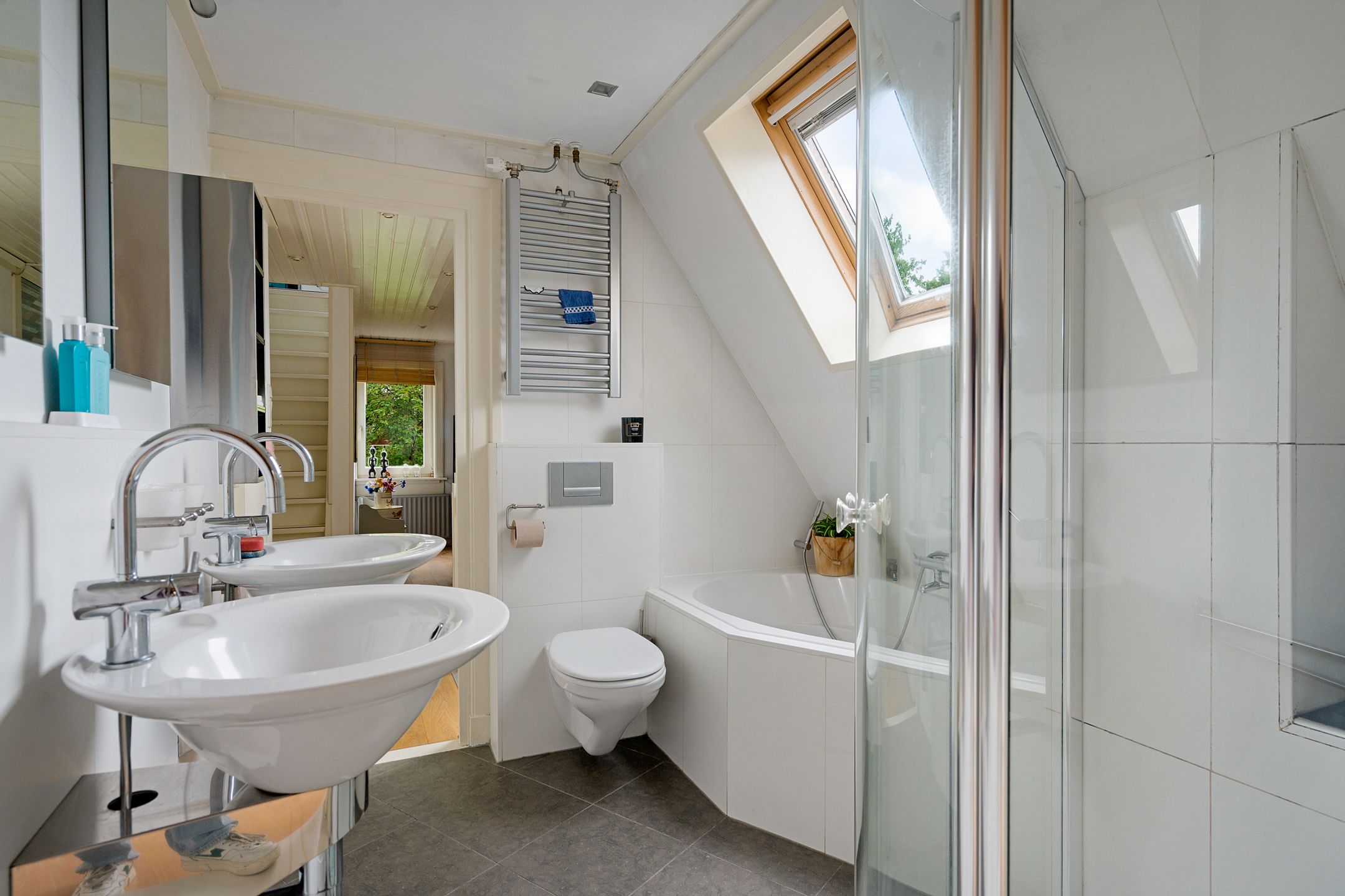 Photo 39 of Eikenlaan 3