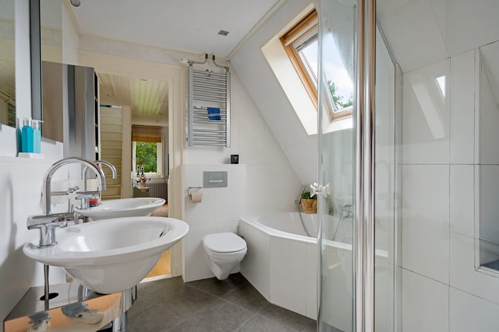 Photo 39 of Eikenlaan 3