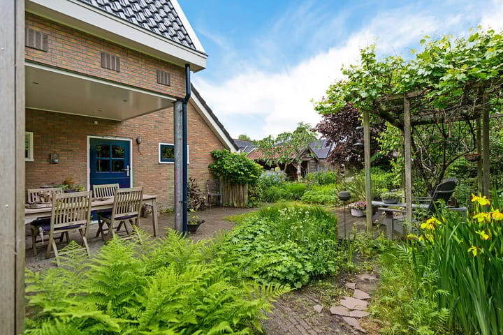 Photo 58 of Eikenlaan 3