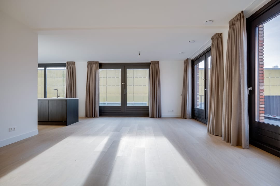 Foto 2 van Vrouwjuttenhof 56