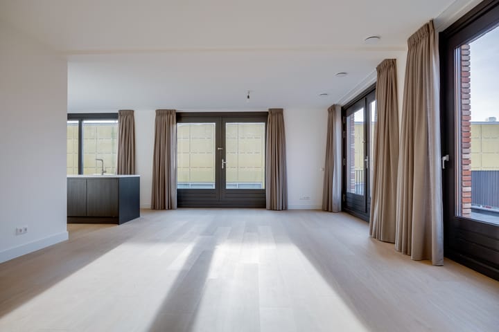 Foto 2 van Vrouwjuttenhof 56