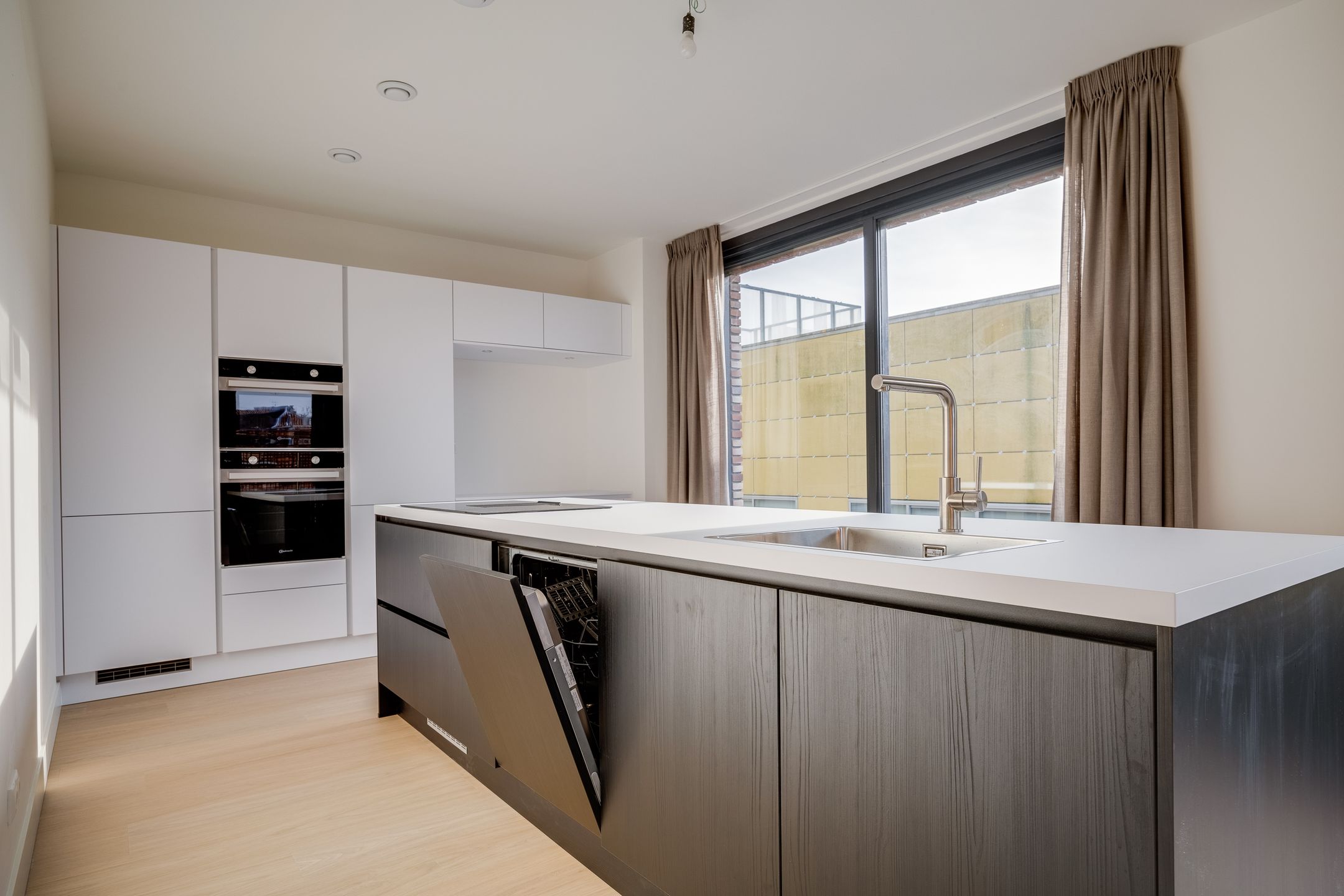 Foto 9 van Vrouwjuttenhof 56