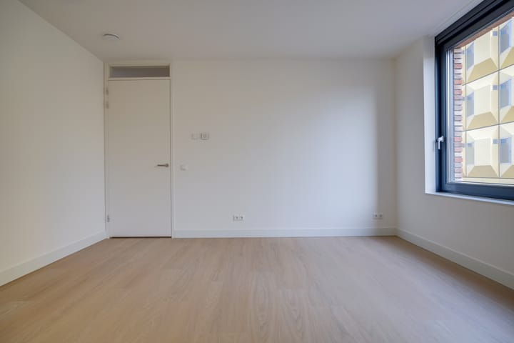 Photo 17 of Vrouwjuttenhof 56