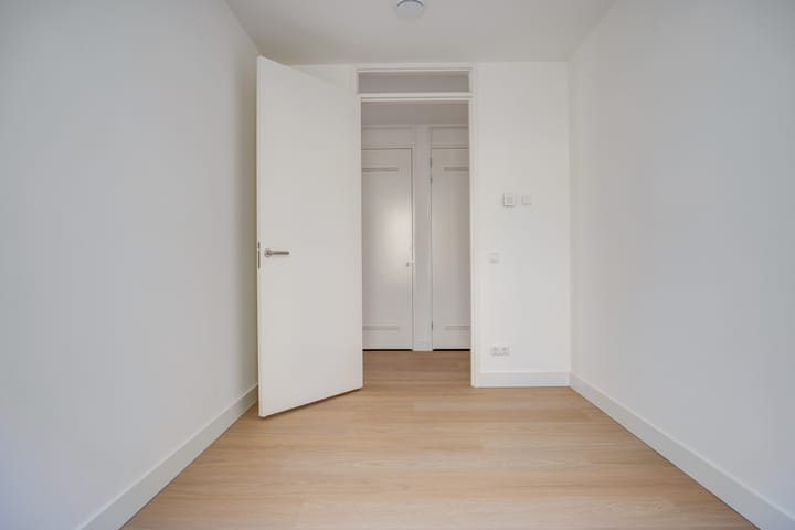 Photo 19 of Vrouwjuttenhof 56